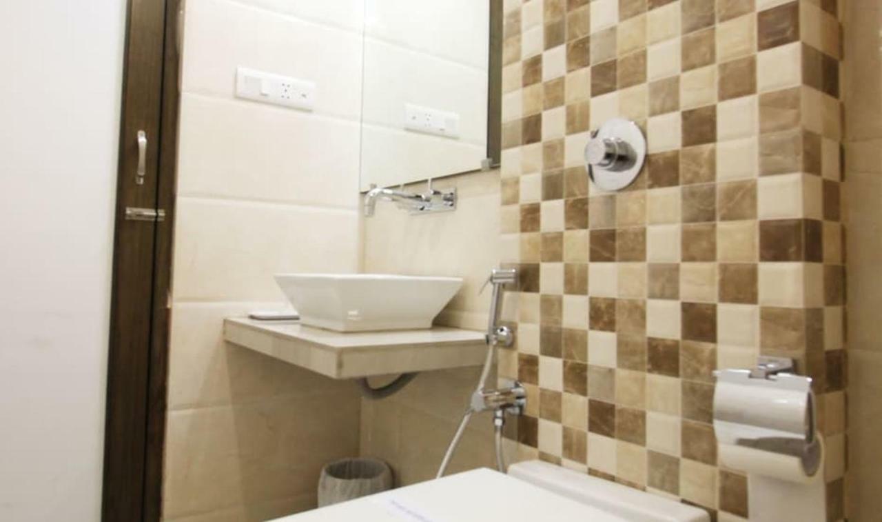 Hotel Aaram Orchard Ahmedabad Exterior foto